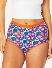 Love Luna x Tete Garcia Period Full Brief